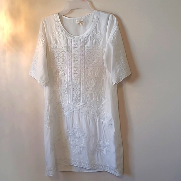 anthropologie meadow rue Dresses & Skirts - Anthropologie meadow rue mini dress white with embroidery size xs